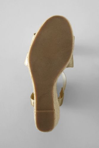 Soft Gold Metallic Thumbnail 3