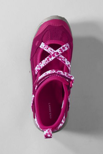 Crimson Currant Thumbnail 1