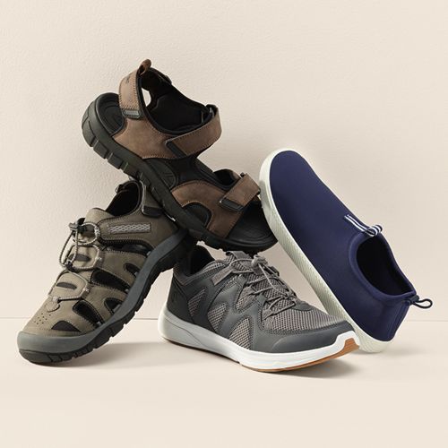 mens water shoes