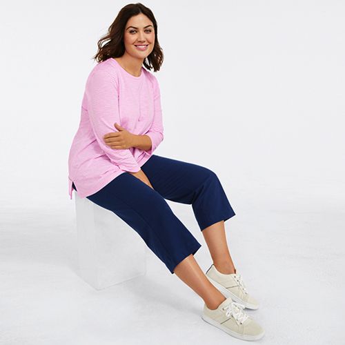 Women's Plus Size Sport Knit Denim High Rise Elastic Waist Pull On Capri  Pants