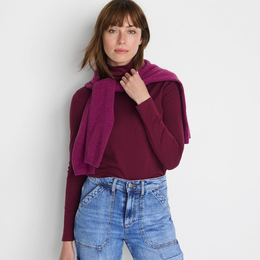 Lightweight Turtleneck Pullover - Ready to Wear