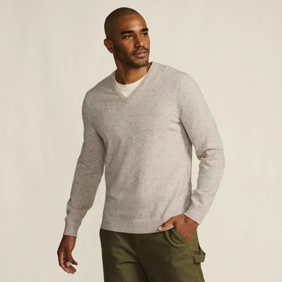 Men's Cashmere V-neck Sweater - primary