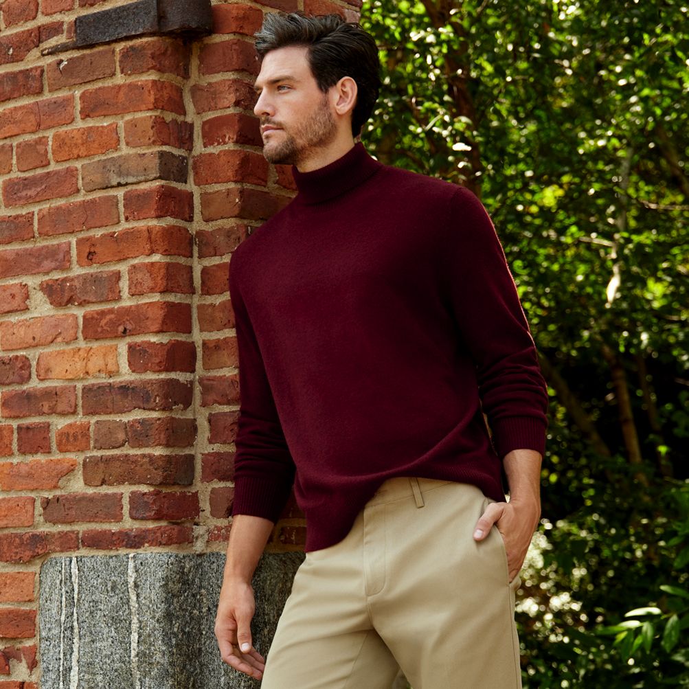 Men's Fine Gauge Cashmere Turtleneck Sweater