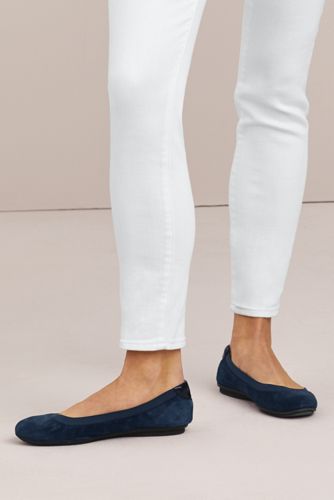 wide width ballet flats