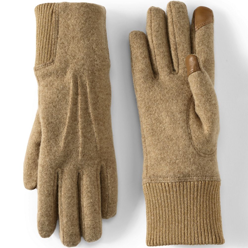 Wool gloves touch store screen