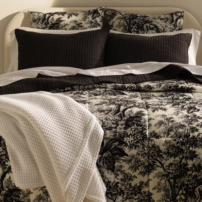 400 Thread Count Premium Supima Cotton No Iron Sateen Comforter, alternative image