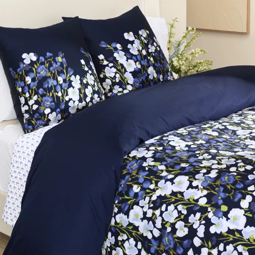 400 Thread Count Premium Supima Cotton No Iron Sateen Comforter, alternative image