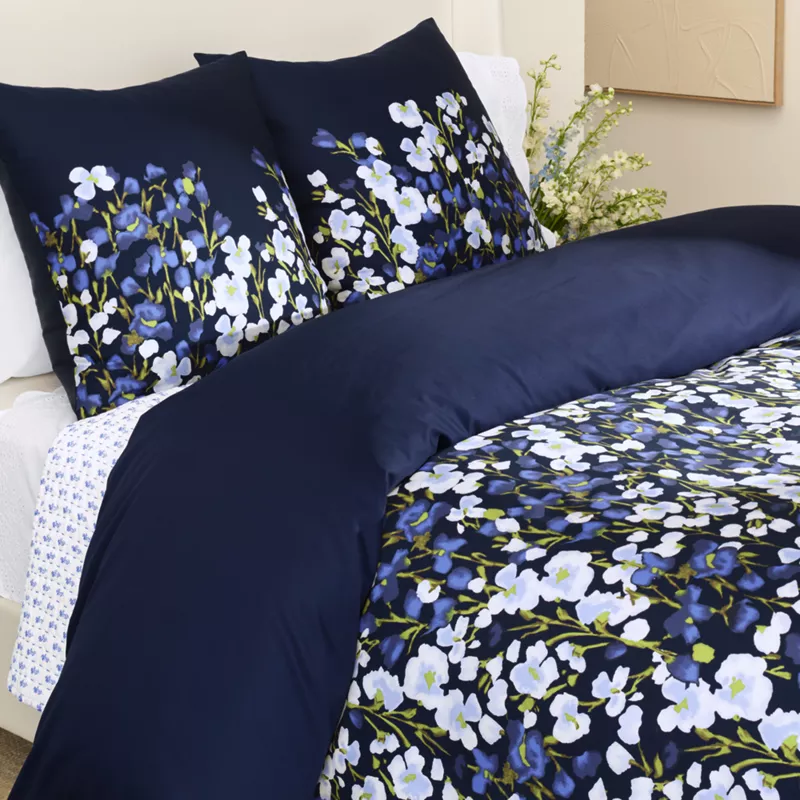 400 Thread Count Premium Supima Cotton No Iron Sateen Comforter, alternative image