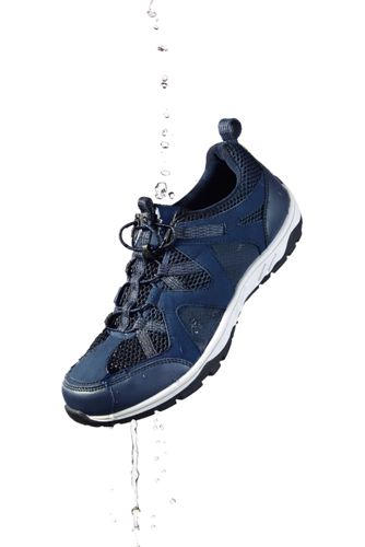 extra wide mens water shoes