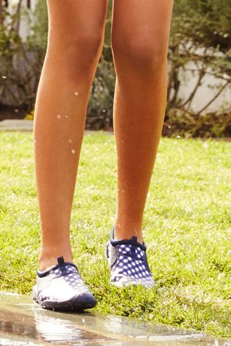 lands end water shoes