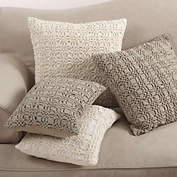 Saro Lifestyle Smocked Design Decorative Throw Pillow, alternative image