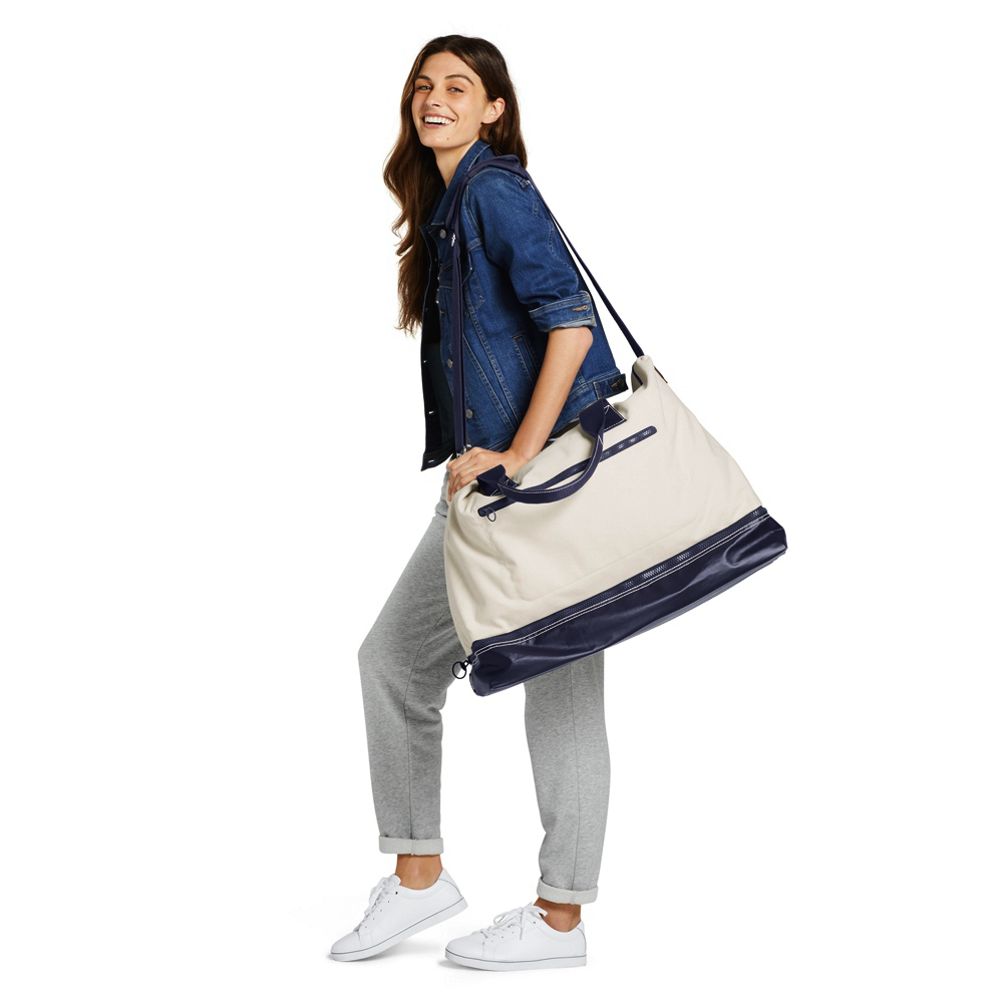 Lands end best sale weekender bag