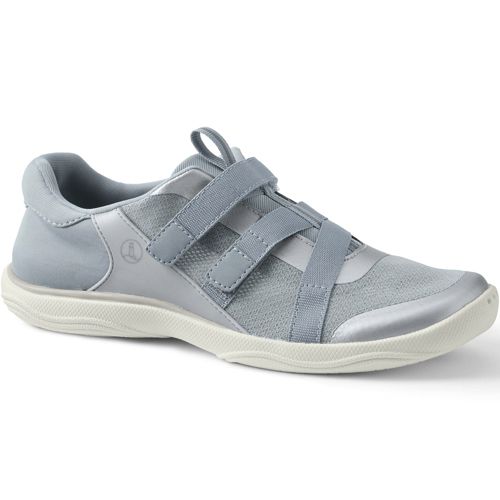 wide width swim shoes