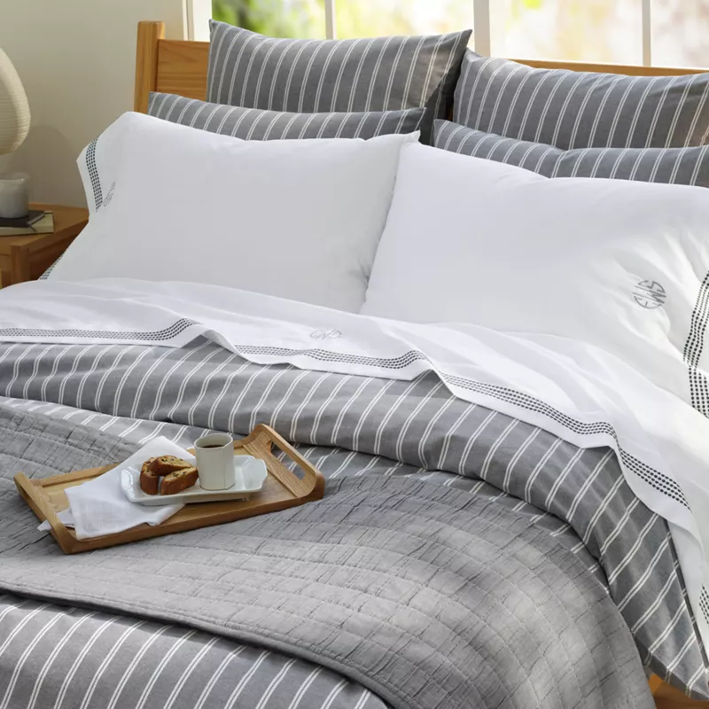 400 Thread Count Sateen Embroidered Pillowcases, alternative image