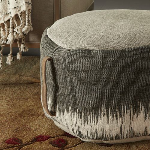 Mika 20 round store abstract pouf