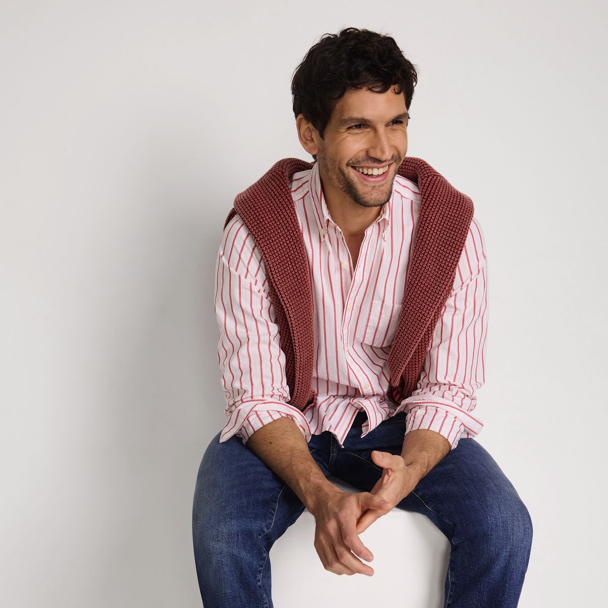 Men's Traditional Fit Essential Lightweight Poplin Shirt