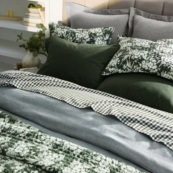 Printed Seed Stitch Quilt - primary