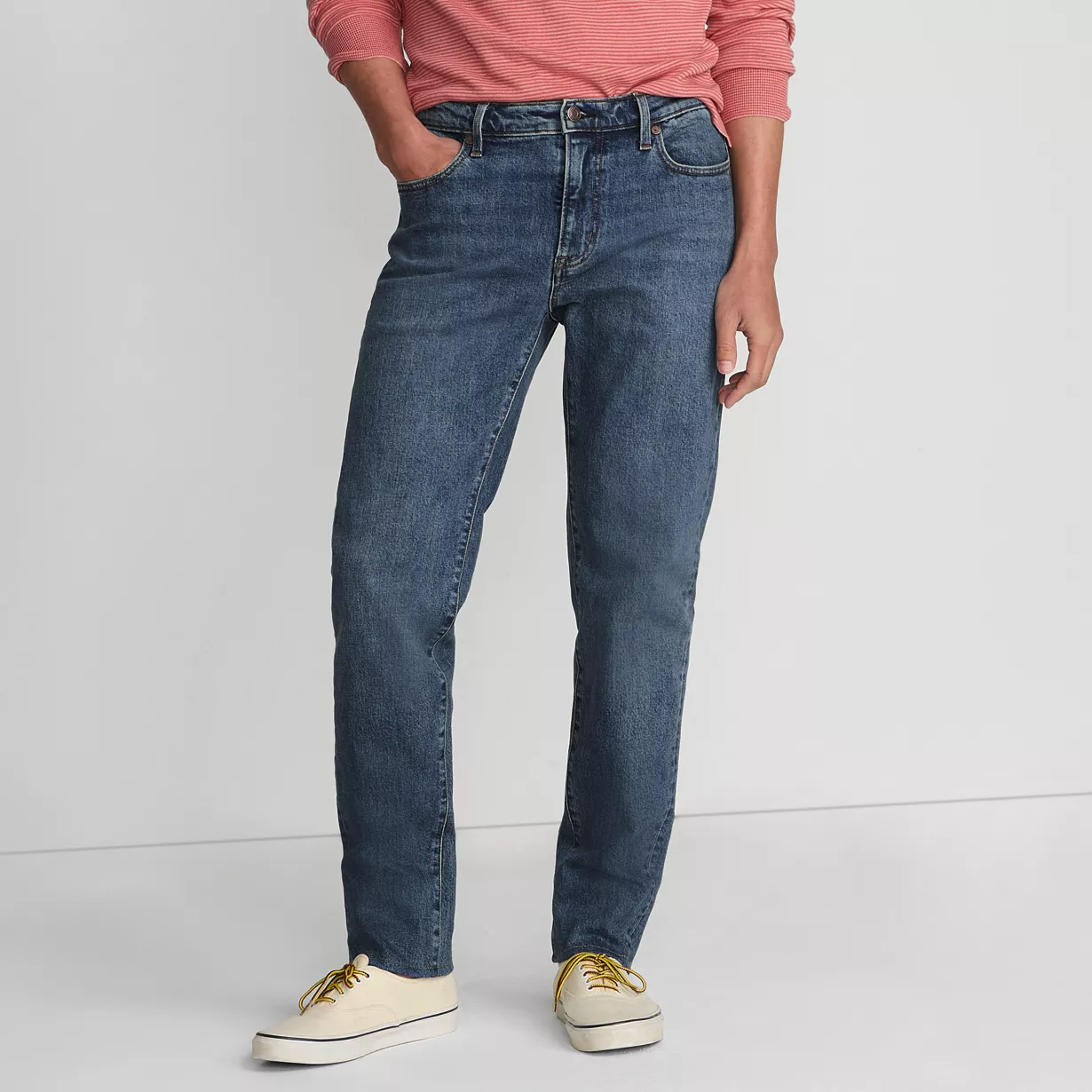 Men's Straight Fit Stretch Jeans