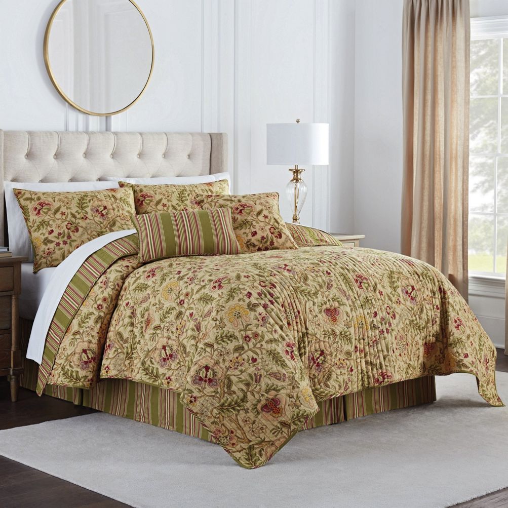 Vintage Inspired Floral Bedding Set / Brown + Beige