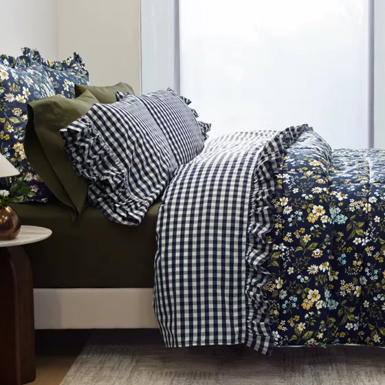 300 Thread Count Cotton Smooth Percale Bedding - primary