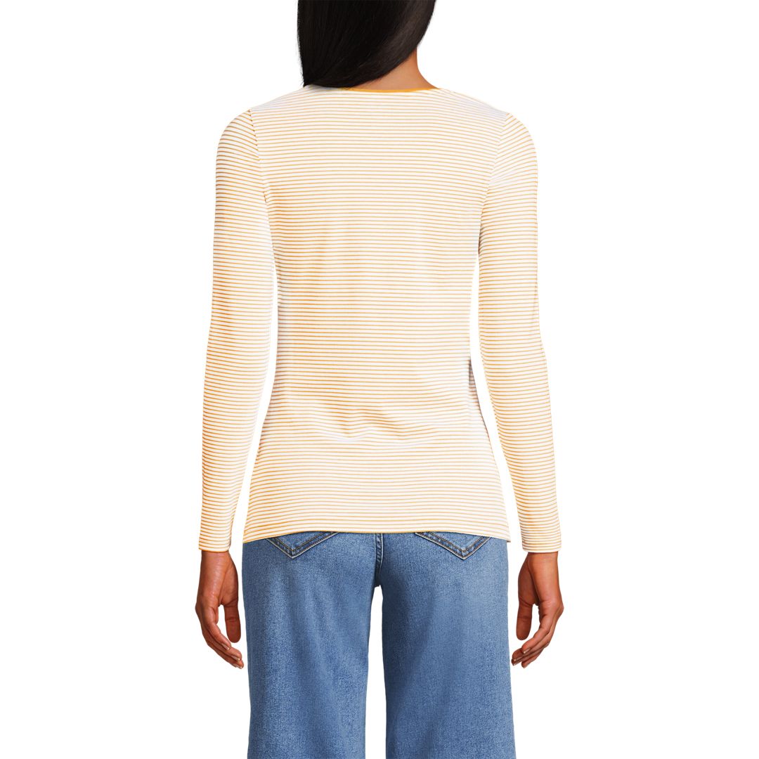 Women's Lightweight Jersey Skimming Long Sleeve Scoop Neck T-shirt