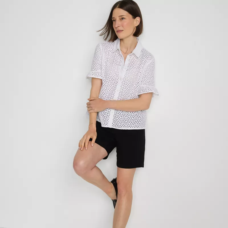 Women's Petite Classic 7" Chino Shorts, alternative image