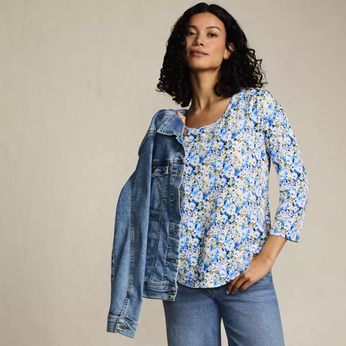 Women's 3/4 Sleeve Lightweight Jersey Shirttail Tee, alternative image