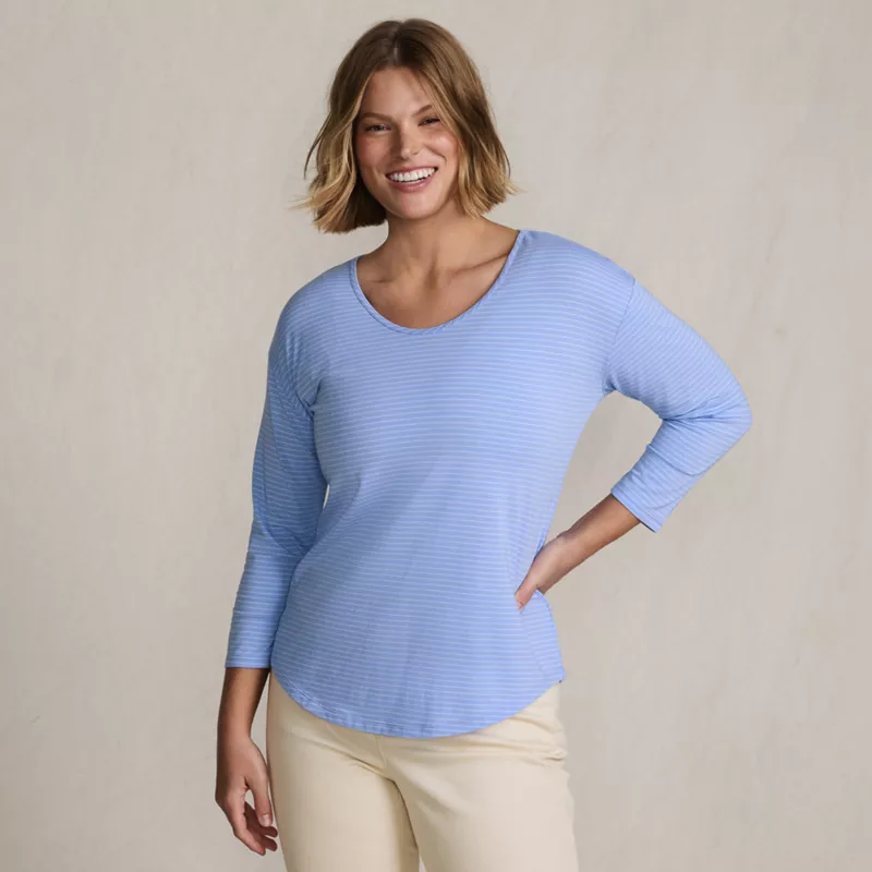 Women's 3/4 Sleeve Lightweight Jersey Shirttail Tee, alternative image