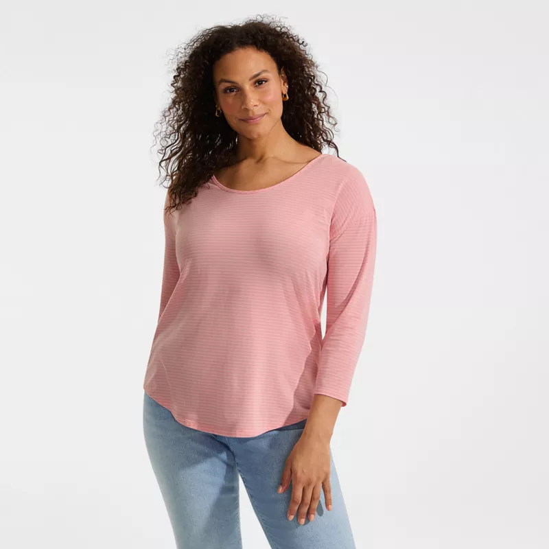 Women's Petite 3/4 Sleeve Lightweight Jersey Shirttail Tee, alternative image