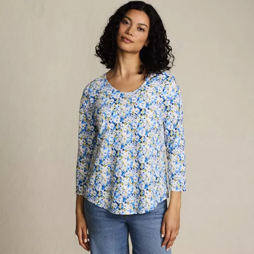 Women's 3/4 Sleeve Lightweight Jersey Shirttail Tee, Front