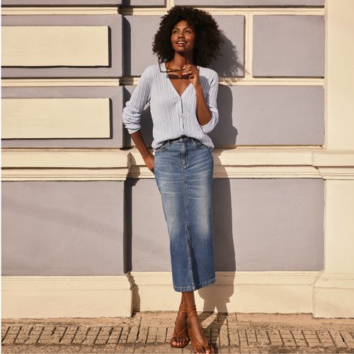 how to style bootcut jeans - Yahoo Image Search Results  How to style  bootcut jeans, Smart casual work outfit, Jeans outfit for work