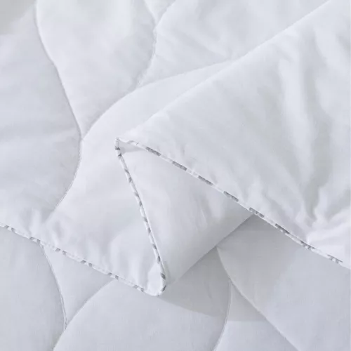 Waverly Antimicrobial Cotton White Duck Down and Feather Bed Blanket, alternative image