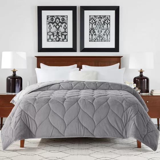 Waverly Cozy Reversible Down Alternative Fleece Comforter - primary