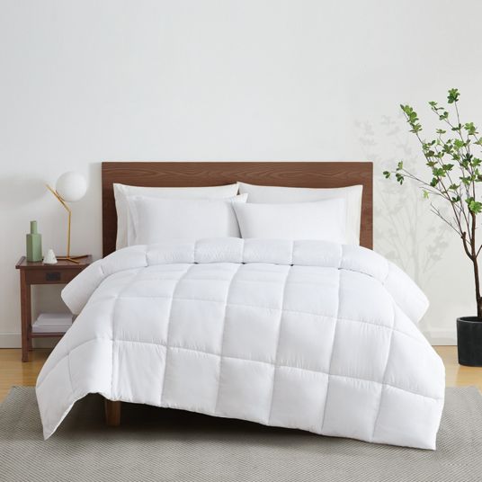 Land’s End offers Home Queen Bed Quilt