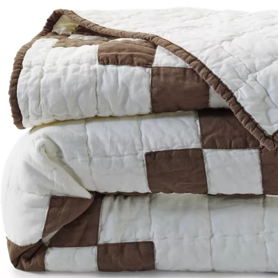 Irish Chain Quilt and Sham - primary