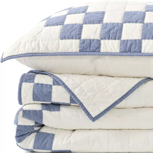 Irish Chain Quilt   , Front