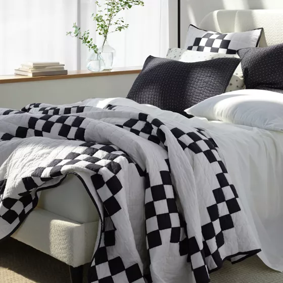 Irish Chain Quilt and Sham - primary