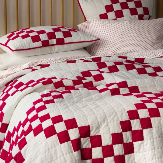 Land’s newest End Home Queen Bed Quilt