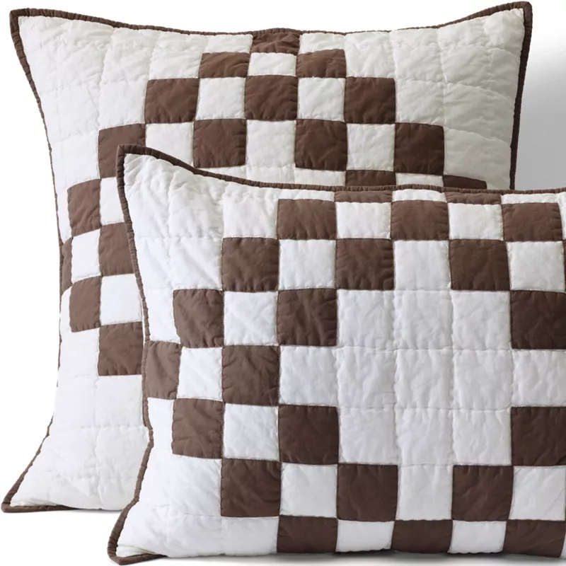 Irish Chain Quilt Sham   , Front