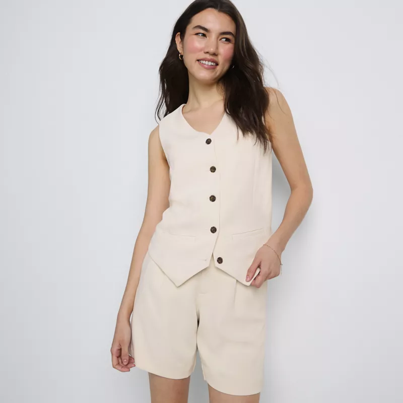 Women's Crepe Button Front Vest, alternative image