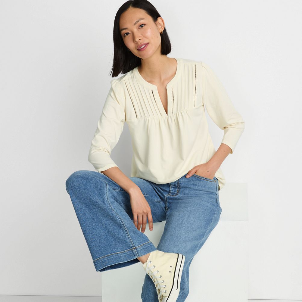 Women's 3/4 Sleeve Lightweight Jersey Lattice Detail Top