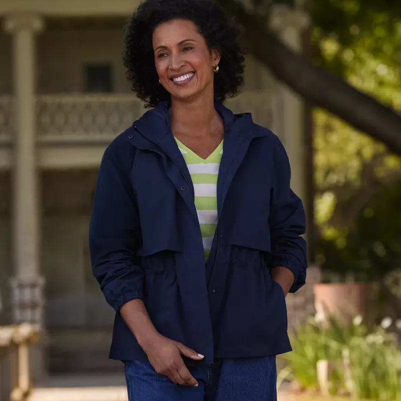 Women's Squall Packable Rain Jacket, alternative image
