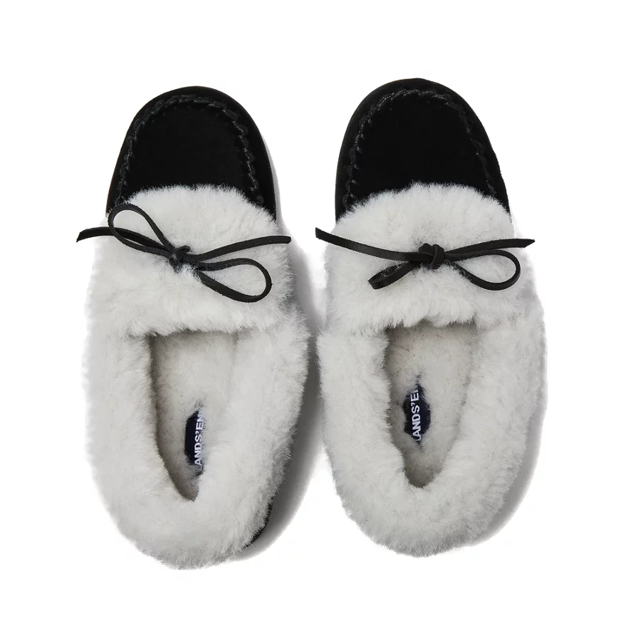 Women's Fluffy Lined Indoor Outdoor Moccasin Slippers view 2