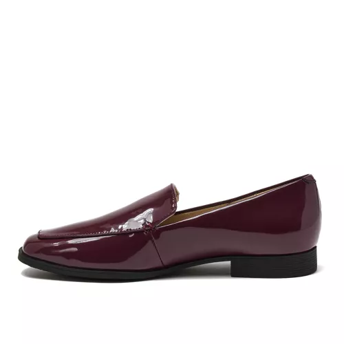 Women's Classic Leather Loafers, alternative image