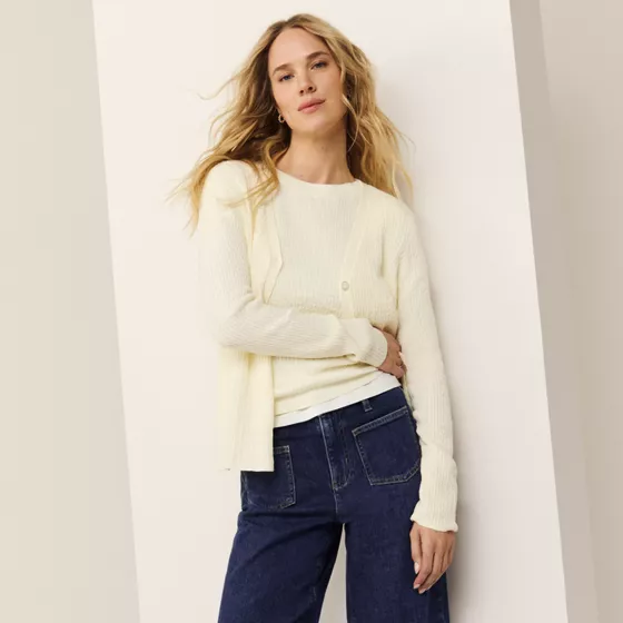 Women's Fine Gauge Baby Cable Crew Neck Sleeveless Sweater - Set Top - primary