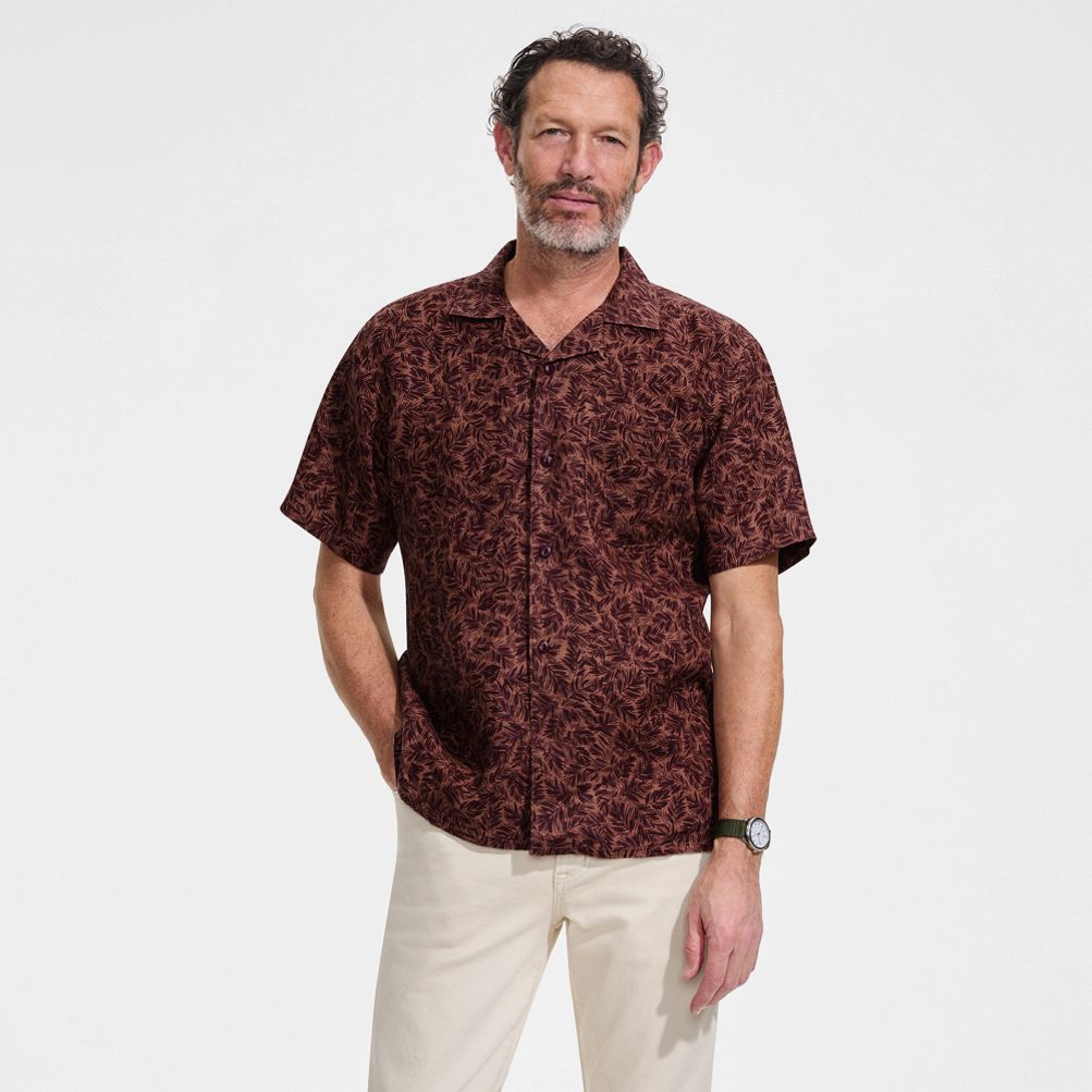 sail to sable dress Men's Linen Short Sleeve Shirt
