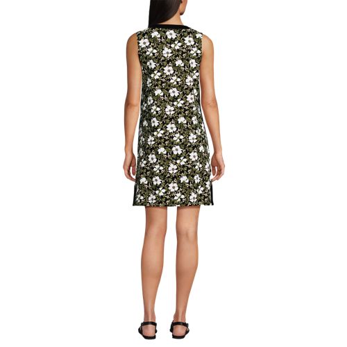 Black Floral Blossom
