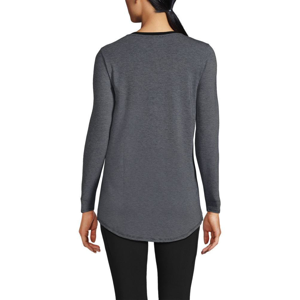 Women's Long Sleeve Power Performance Scoop Neck Curved Hem
