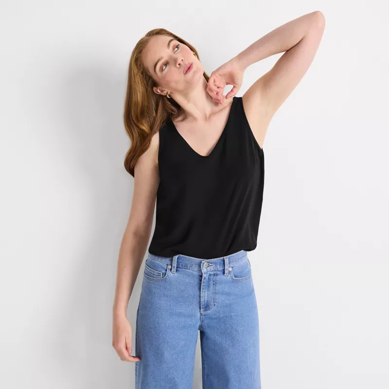 Women's Creaseless V-neck Sleeveless Top, alternative image