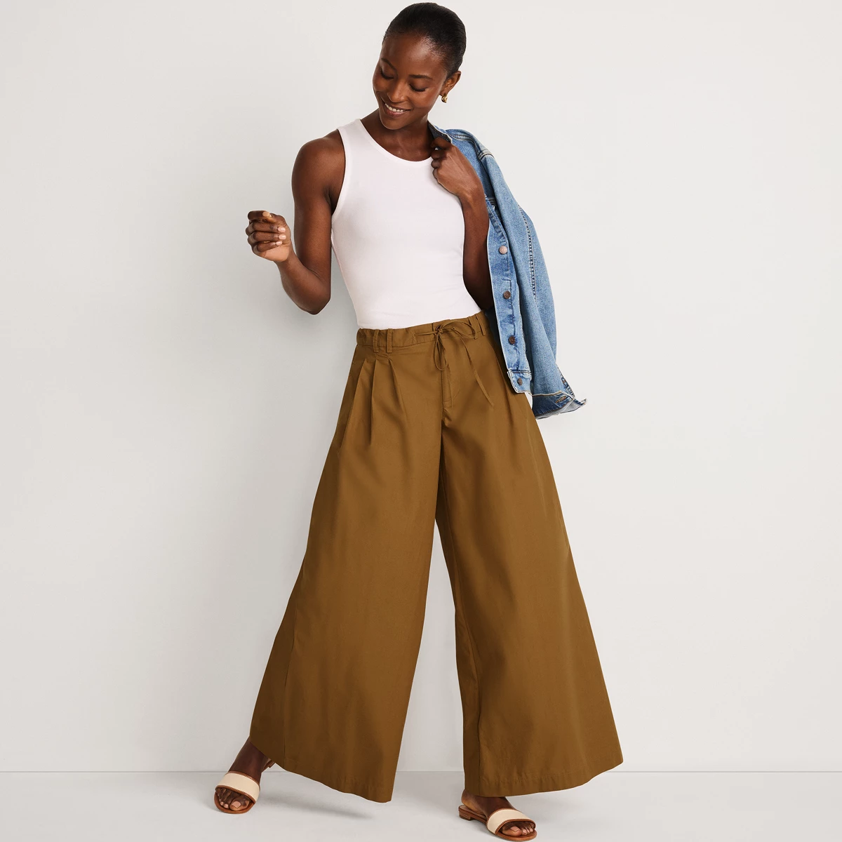 Women's Tall Poplin Mid Rise Pleated Slouchy Pants — Coriander by Lands' End